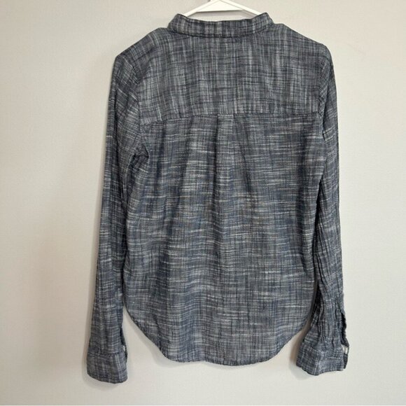 Abercrombie & Fitch Blue Half Button-Down Shirt Blouse Women’s Size Small - Picture 4 of 5